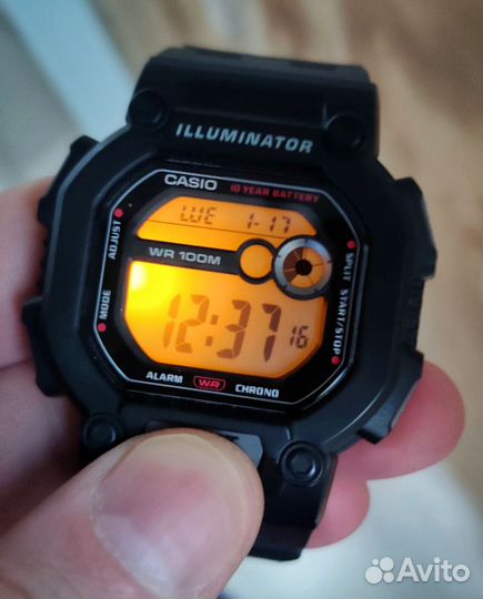 Часы Casio W-737H