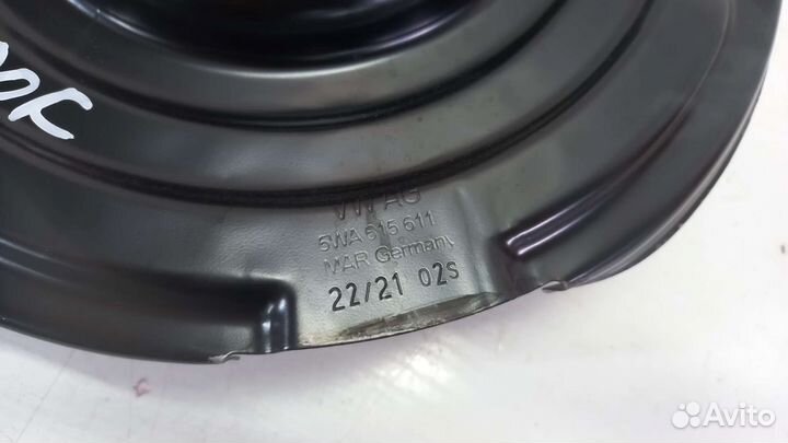 Ступица задняя левая Skoda Octavia A8