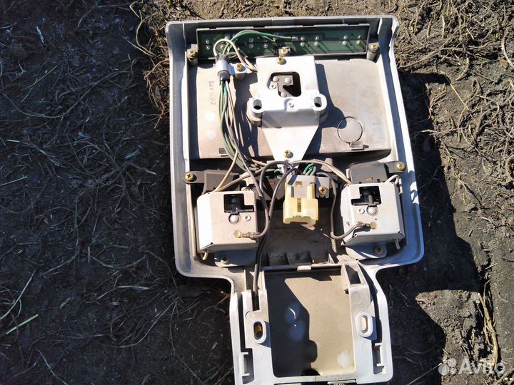 Плафон освещения салона mitsubishi galant 6