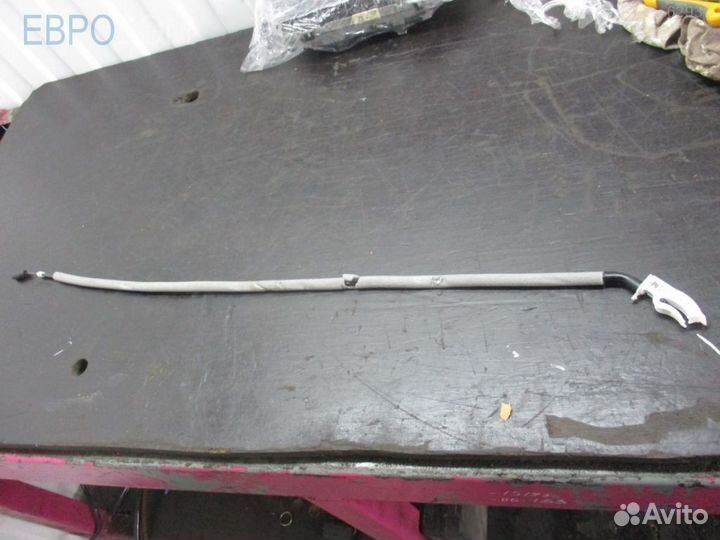 Трос двери передний