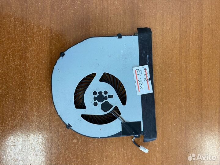 Вентилятор acer Aspire E1-522