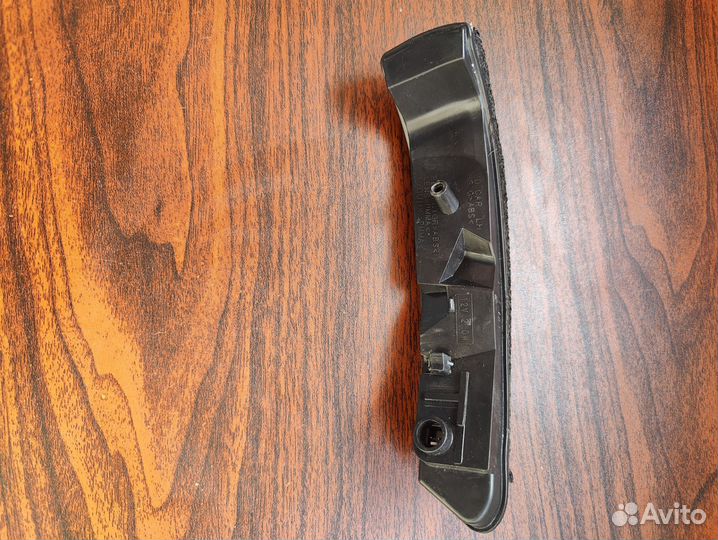 Повторитель поворота в зеркало kia