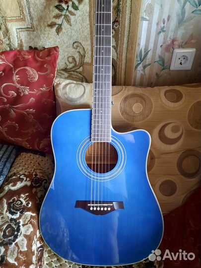 Гитара Legpap для странствий и застолья