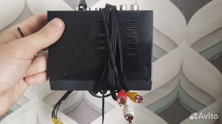 Цифровая тв приставка dvb t2 dexp