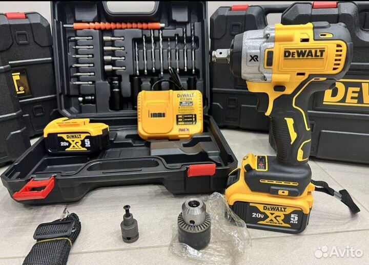 Гайковёрт DeWalt без щёточный