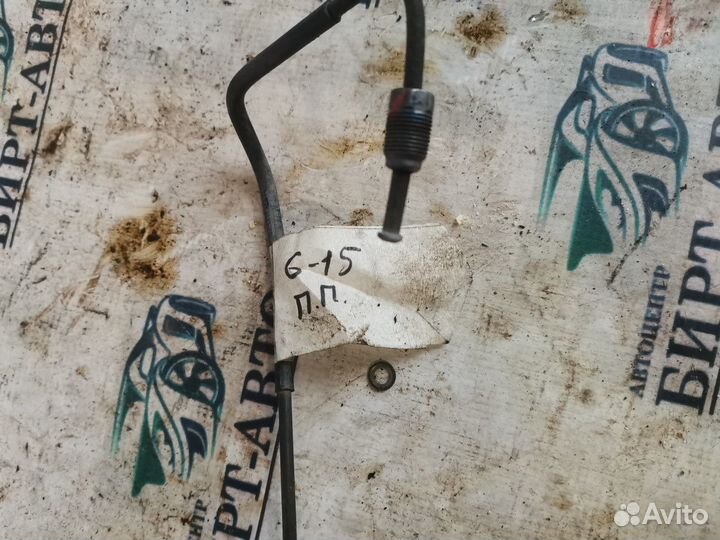 Передняя правая тормозная трубка Nissan Almera G15