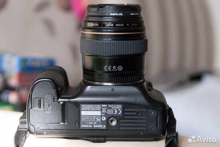 Полнокадровый зеркальный фотоаппарат Canon EOS 5D