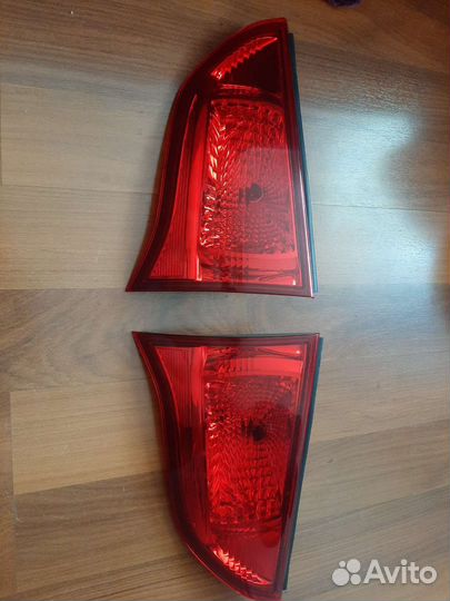 Фонари задние pajero 2