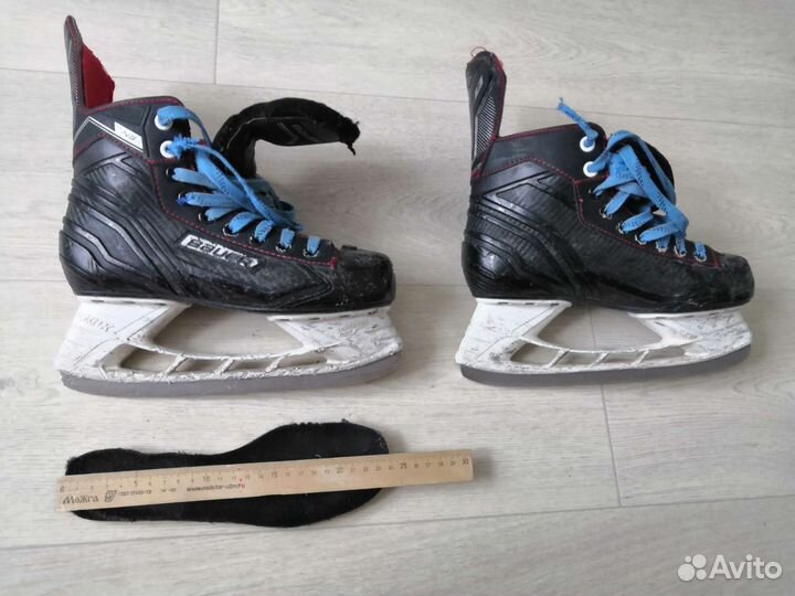 Киньки хоккейные bauer NS размер 36