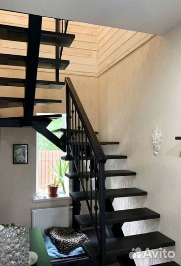 Перила деревянные с монтажем