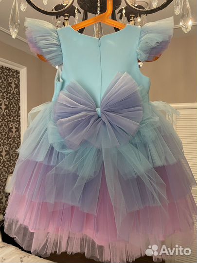 Платье нарядное