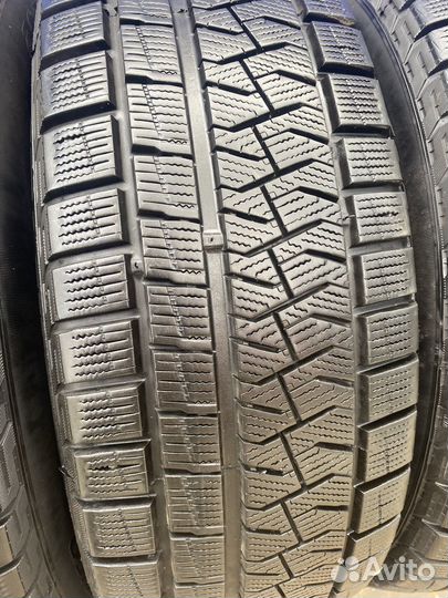 Pirelli Ice Asimmetrico Plus 205/65 R16