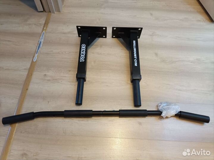 Турник настенный torneo