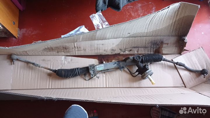 Рулевая рейка под ремонт