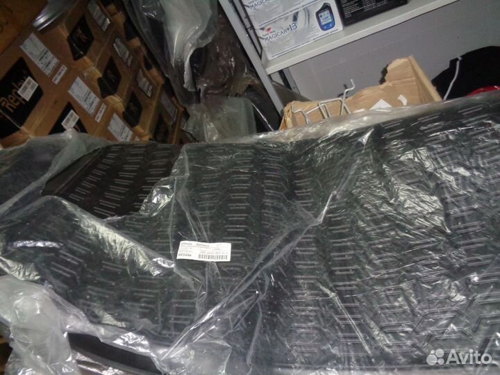 Коврик багажника Nissan Pathfinder R52 999TLR52LG