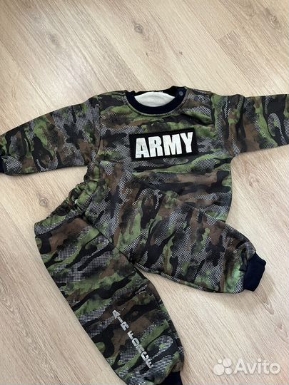 Сплртивный костюм