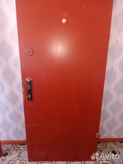 Дверь входная металлическая