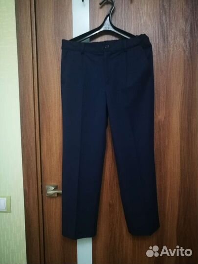 Школьные жилетка и брюки