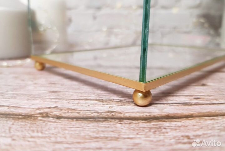 Стеклянная шкатулка