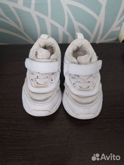 Кроссовки белые для девочки 25 размер