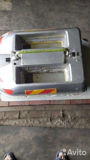 Прикормочный кораблик