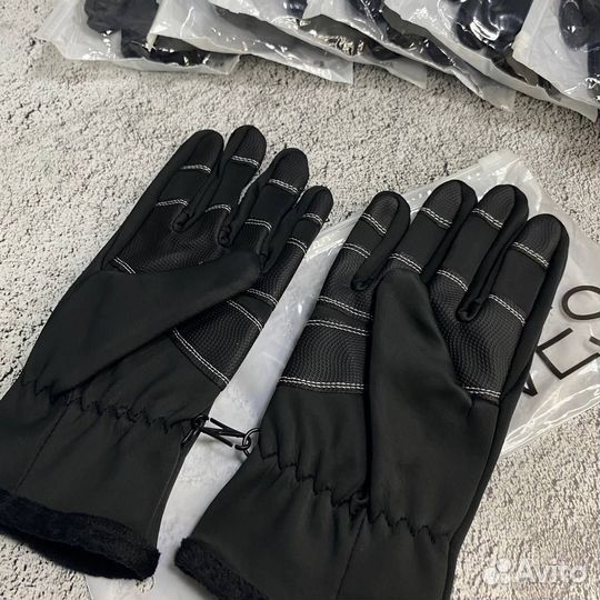 Перчатки Nike