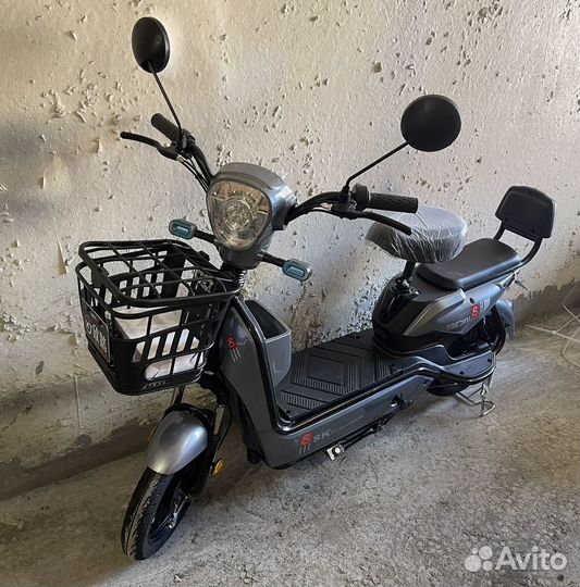 Электроскутер новая модель 2024