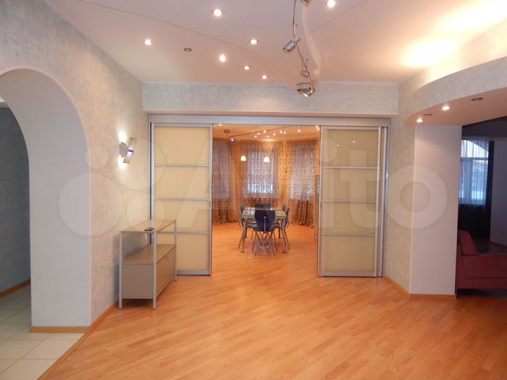 4-к. квартира, 225,4 м², 4/5 эт.