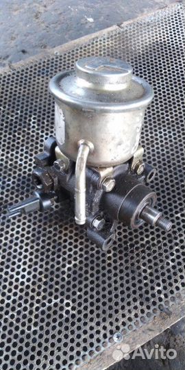 Насос гур Toyota Crown GS120 1G-E 1983