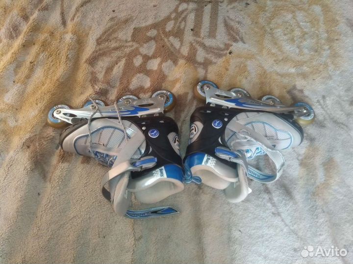 Роликовые коньки