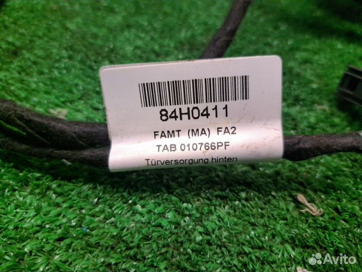 Электропроводка двери задняя R Audi Q3