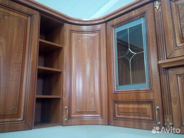 Модульная Кухня Прага Орех с патиной золото