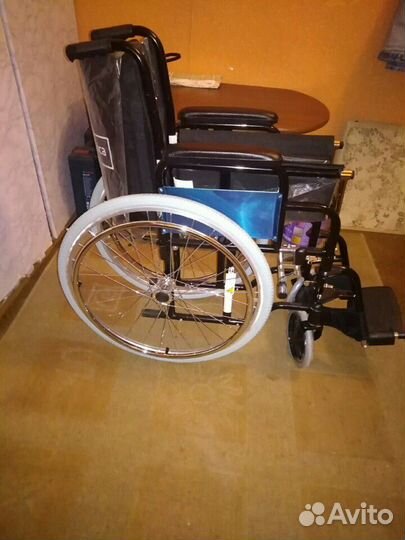 Инвалидное кресло