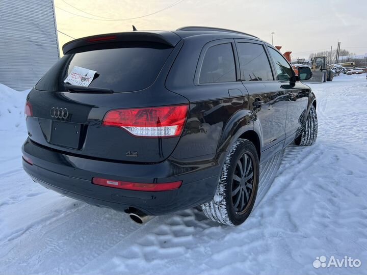 Бампер задний Audi Q7 Черный L8 / Z9Y до 2015г