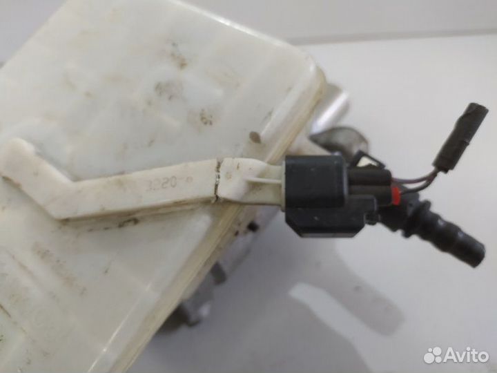 Цилиндр главный тормозной Ford Focus 3