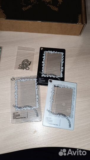 Подарок за предзаказ V Layover