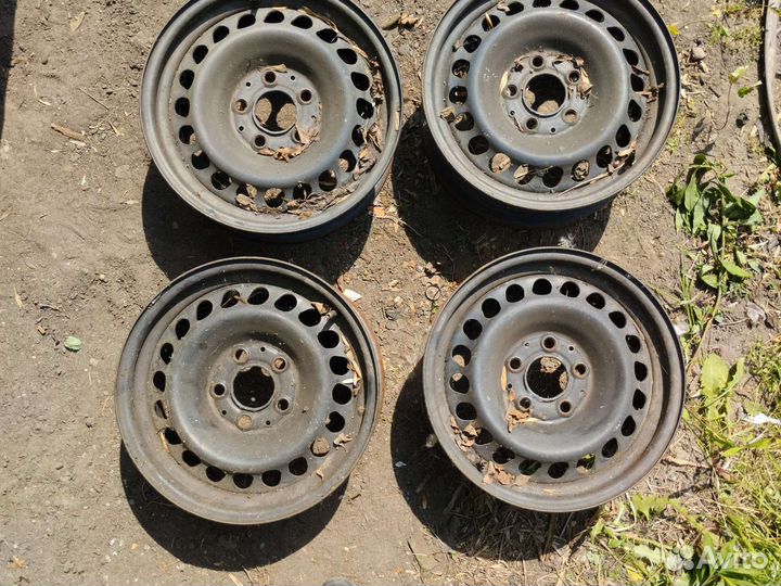 Колпаки и диски на Mercedes