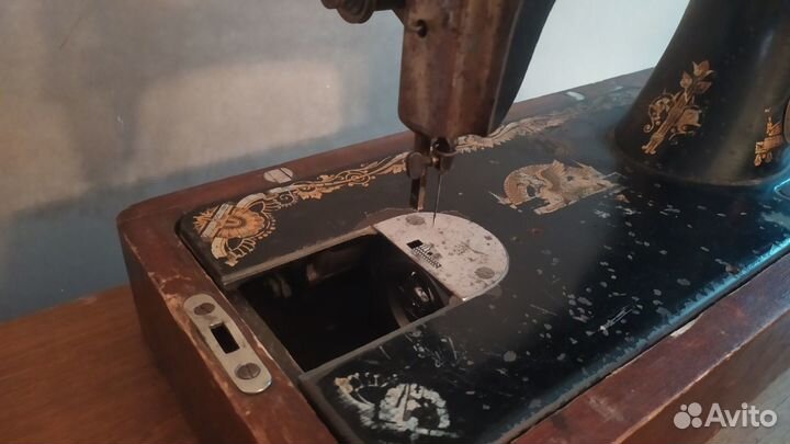 Швейная машинка Зингер ручная