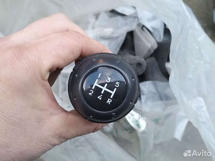 Ручка кпп Hyundai Santa Fe Новая Оригинальная