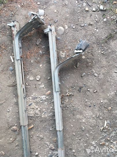 Универсальный багажник на водостоки