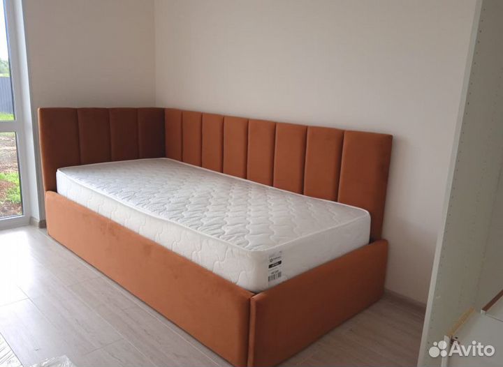Кровать двухспальная новая
