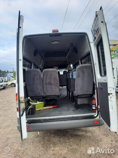 Автобус mercedes