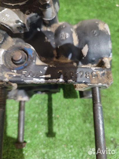 Рулевой редуктор Mercedes-Benz w201