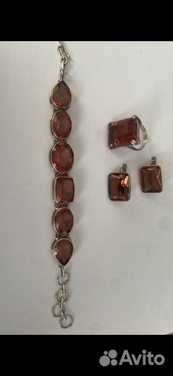 Серебрянный комплект с султанитом
