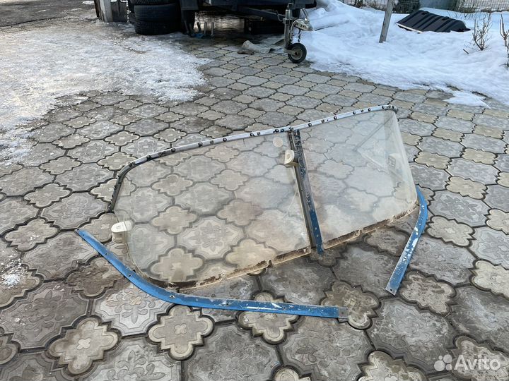 Ветровое стекло на казанку 5М2