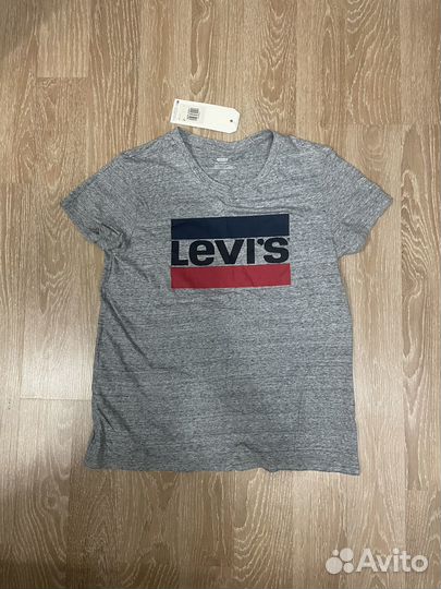 Футболка levis женская