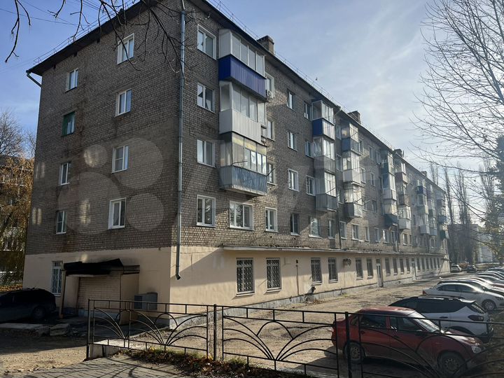 Торговая площадь, 656 м²(410,120,60,70)