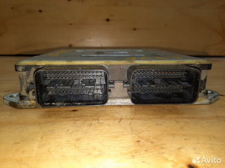 Блок управления двс mazda axela