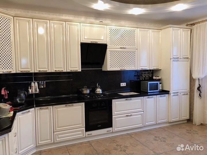 Кухня новая угловая