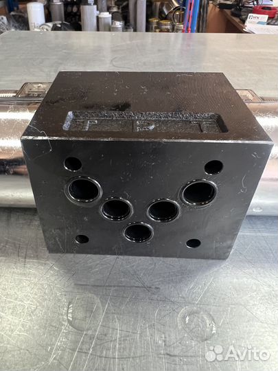 Гидрораспределитель ве 10 44 В220